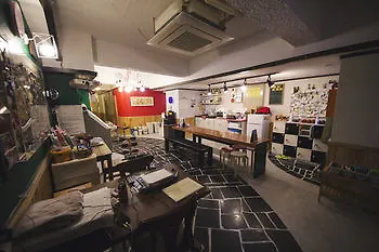Dongbaekseom Guesthouse Hostel