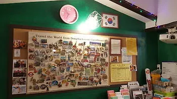 Dongbaekseom Guesthouse Hostel 2*, Busan South Korea