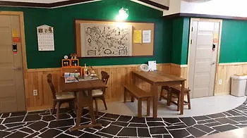 Dongbaekseom Guesthouse Hostel 2*, Busan