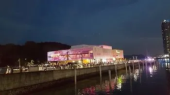 ** Hotel Dongbaekseom Guesthouse Hostel South Korea